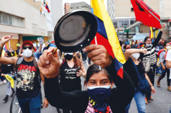 La consulta es en las calles con el paro nacional