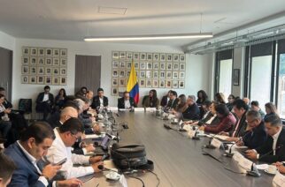 Salario mínimo de tres millones de pesos